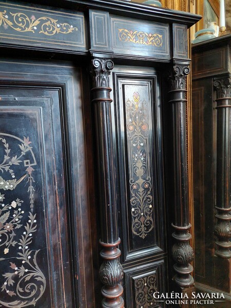 Boulle castle chest of drawers 133 x 124 x 50 from the 1800s