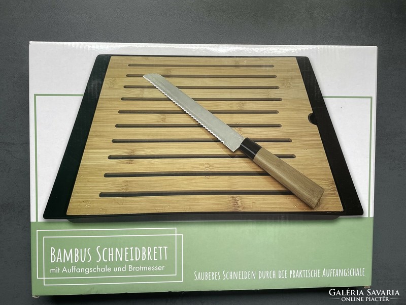 New! Bamboo bread cutting board with crumb tray and knife