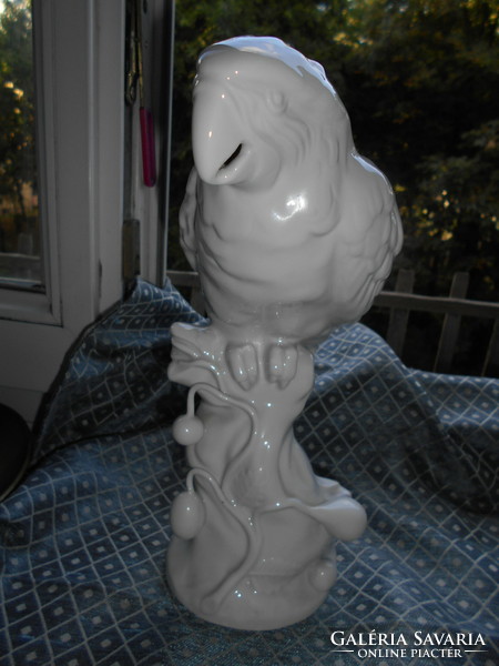 Herendi  papagáj figura.- fehér-festetlen  porcelán 25 cm
