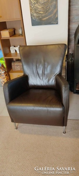New condition, beautiful design armchair for sale