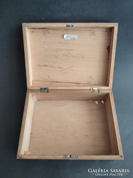 Antik szecessziós fa doboz kulccsal - EP