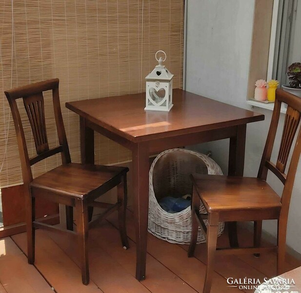 Dining set