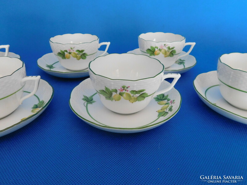 Set of 6 teacups with Herend lemon pattern