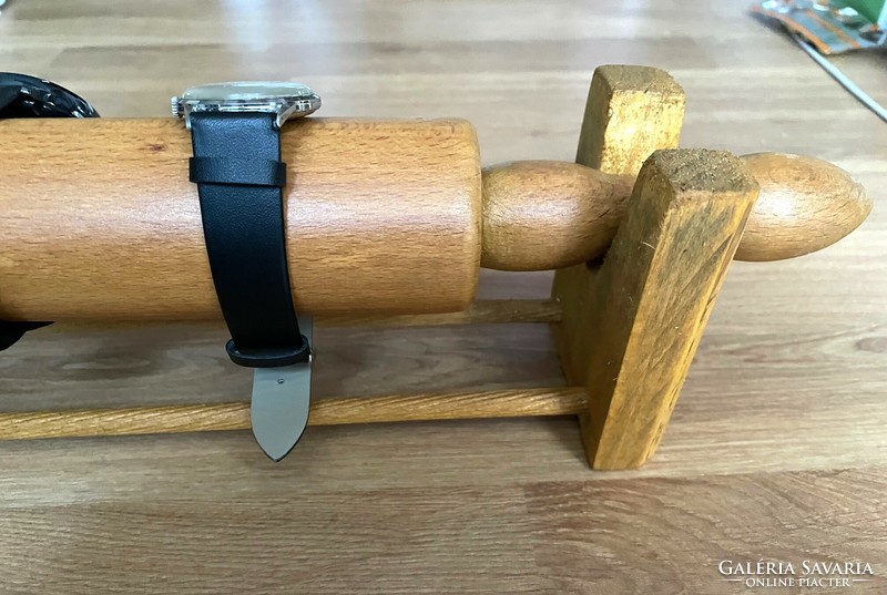 Wooden watch holder, bracelet holder