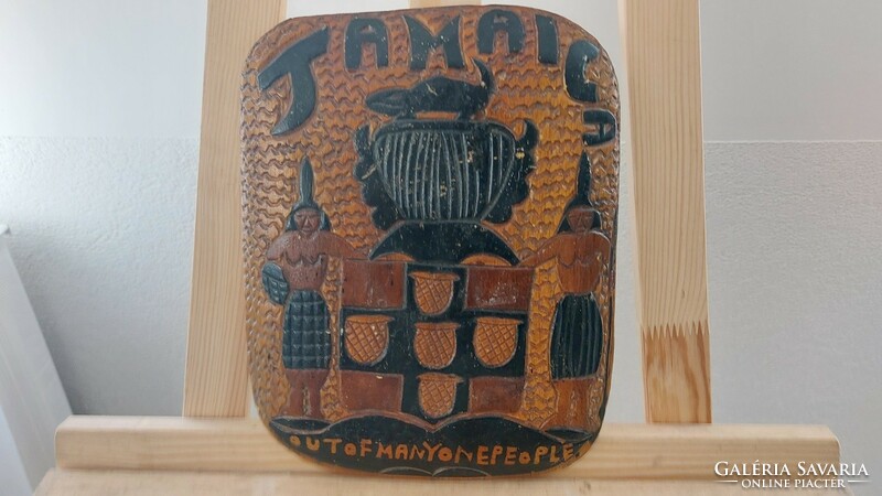(K) Jamaica painted, carved wooden wall decoration 28x22 cm