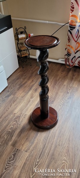 Wooden pedestal or flower holder, sculpture holder. Screw column. Classic style.