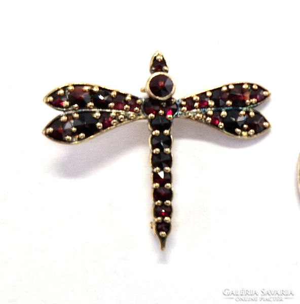 Garnet brooch, dragonfly