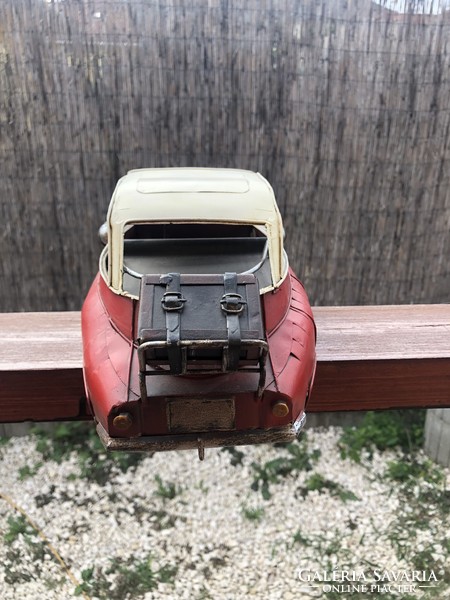 Vintage, retro bmw isetta plate car