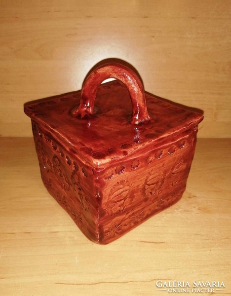 Glazed ceramic square container with lid (19/d)