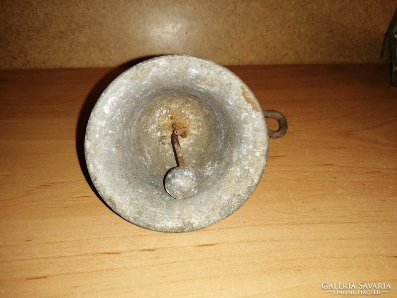 Antique small metal pigeon bell bell (kv)