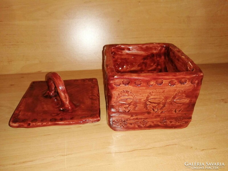 Glazed ceramic square container with lid (19/d)