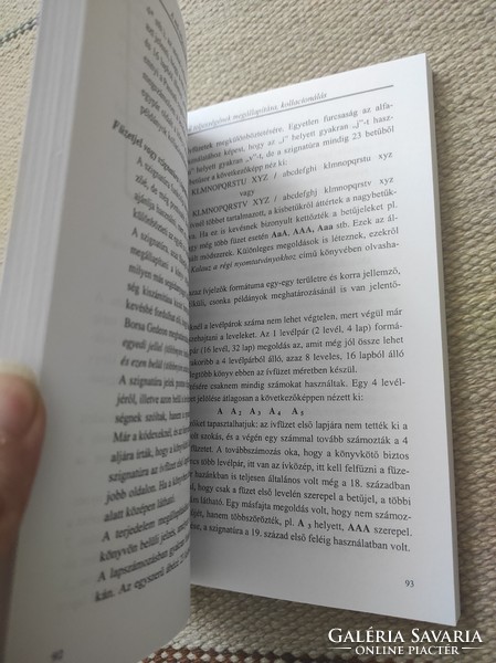 Régi, becses könyvek ápolása és restaurálása - Galli Katalin - A könyves szakképzés füzetei