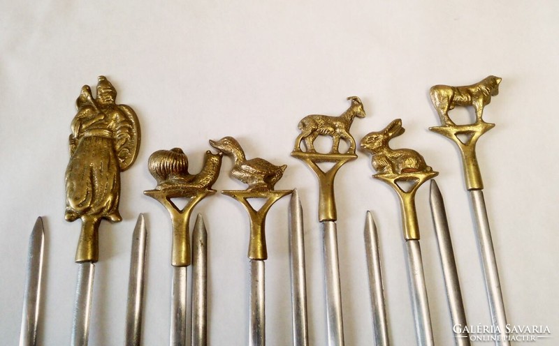 Set of giant meat skewers with animal figures, with various bronze figures, 12 pcs. From Turkey