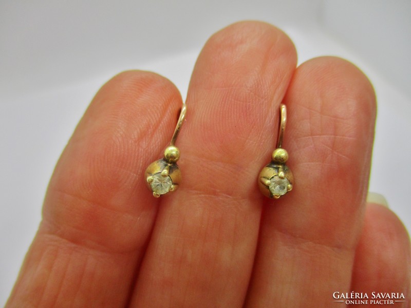 Beautiful old 14kt gold earrings with white topaz stones