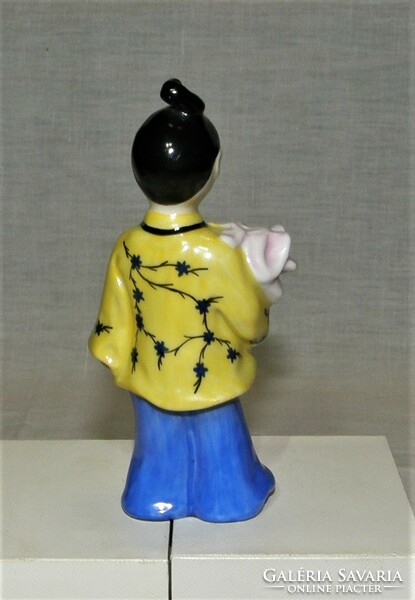 Kínai lány virággal - Herendi porcelán