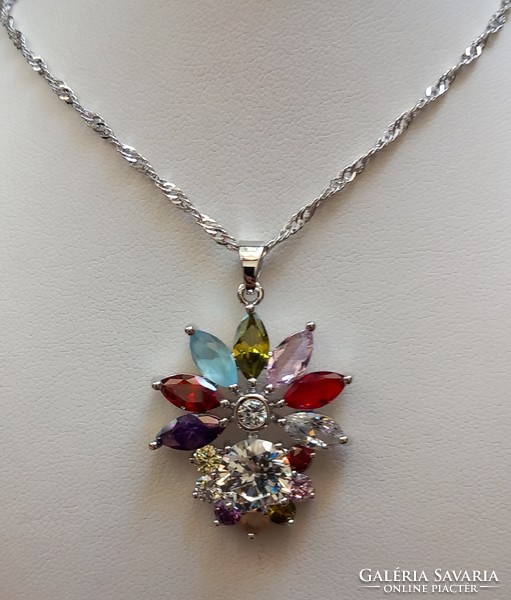 Beautiful rhinestone necklace