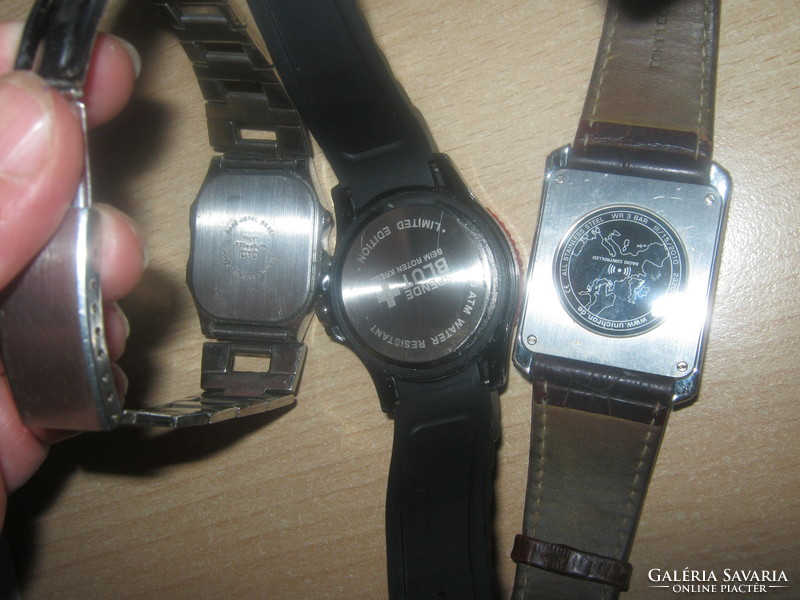 3 retro watches
