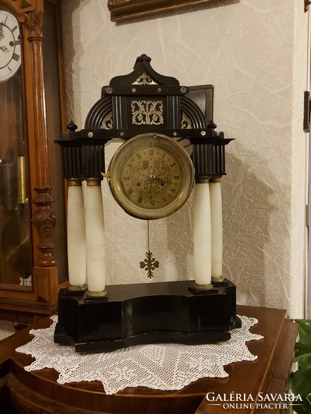 Antik gyönyörű Biedermeier asztali óra!
