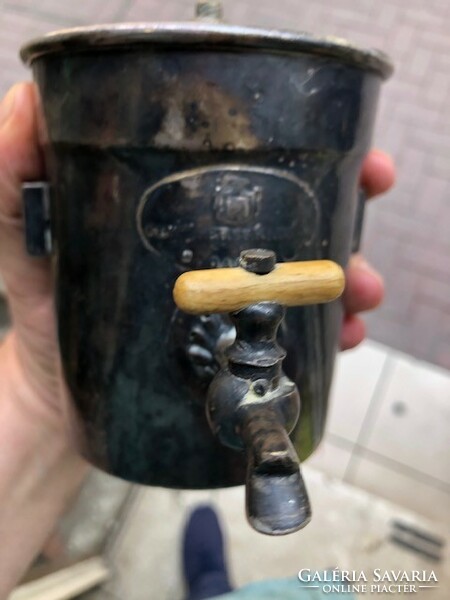 Kitchen press or pourer??, Something old, 16 cm high