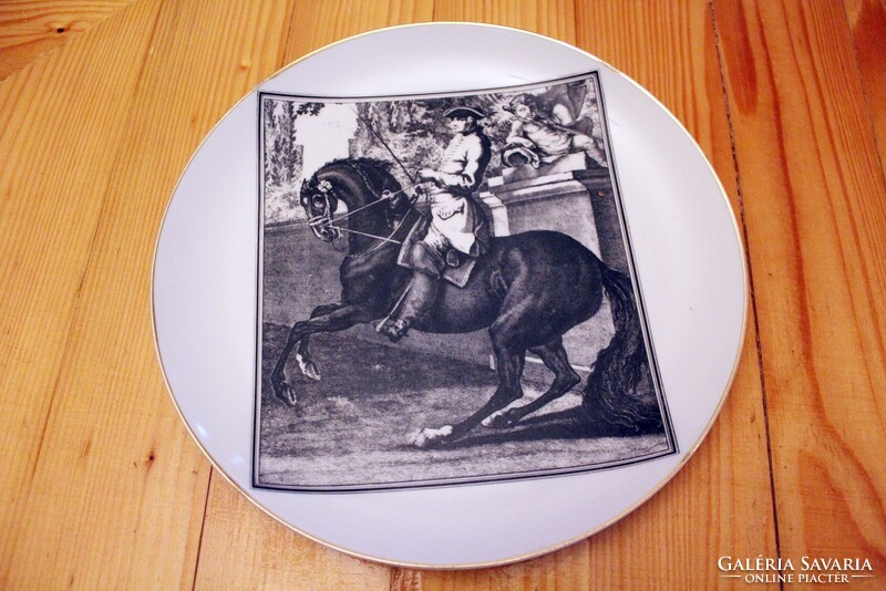 Austrian porcelain plate / decorative plate, sticker decoration