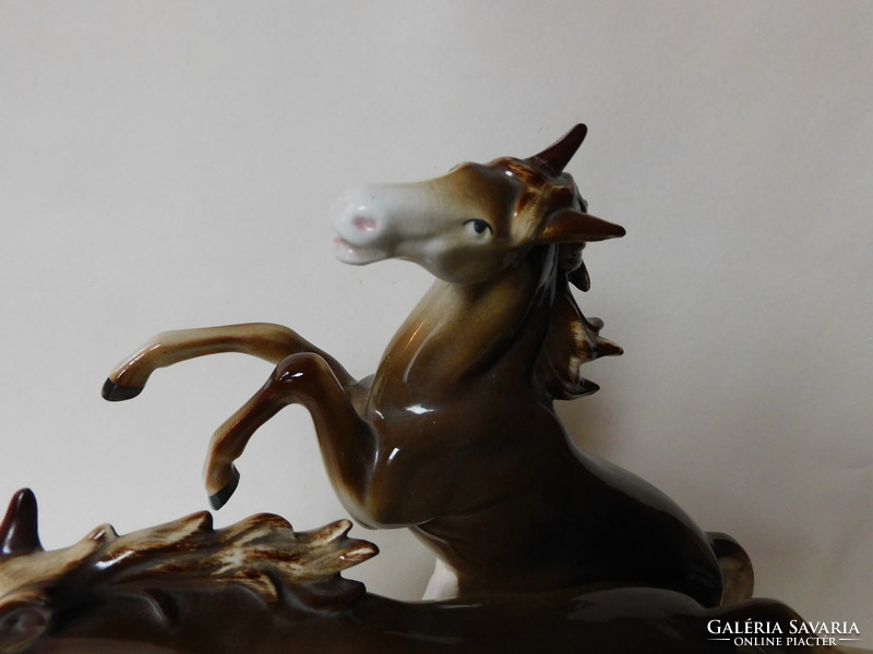 Cutting horses - large Gräfenthal porcelain sculpture group