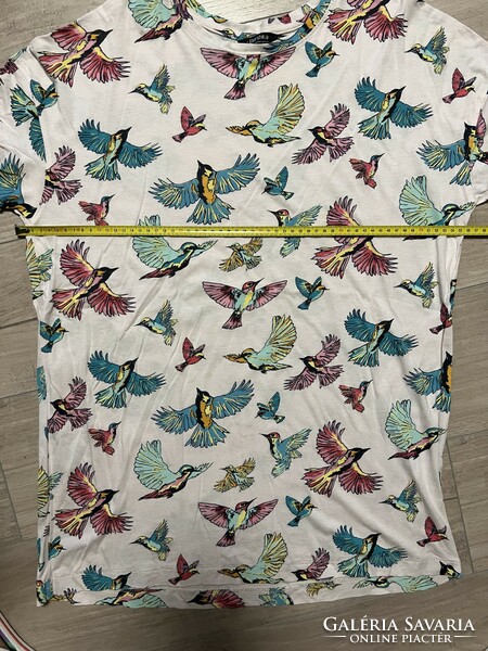 Bershka top with hummingbird pattern - one-size-fits-all