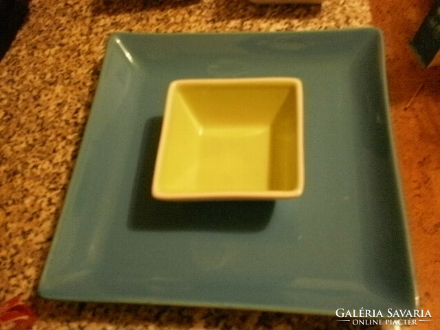 Serving plate set