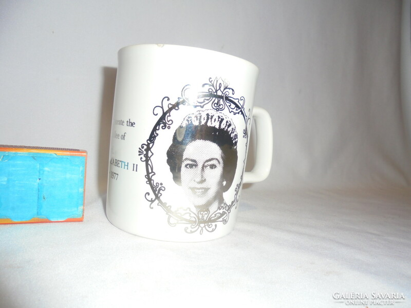 H m queen elizabeth ii. Silver jubilee 1952-1977 Stafford English porcelain commemorative cup, mug