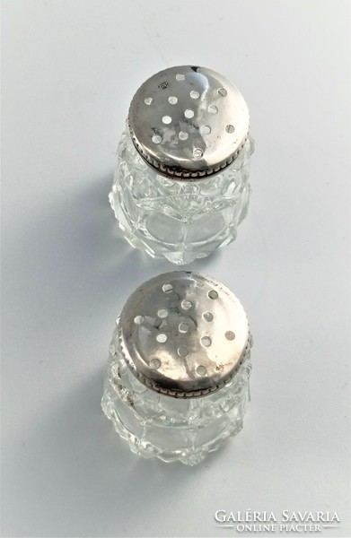 Silver salt and pepper shaker