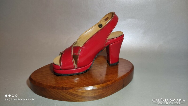 Antique old shoemaker cobbler exam work mini shoe female model on wooden sole