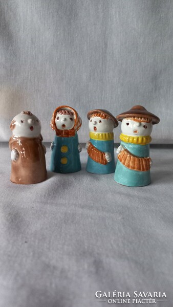 Ceramic figurines