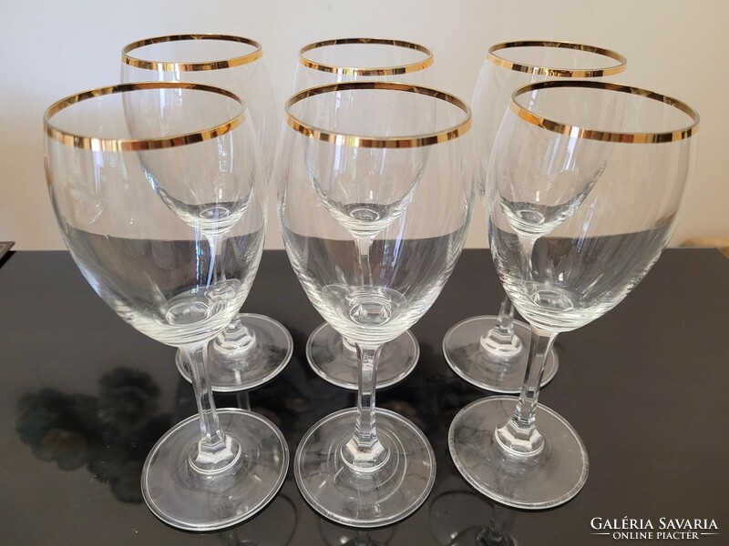 6 wine glasses with gilded edges