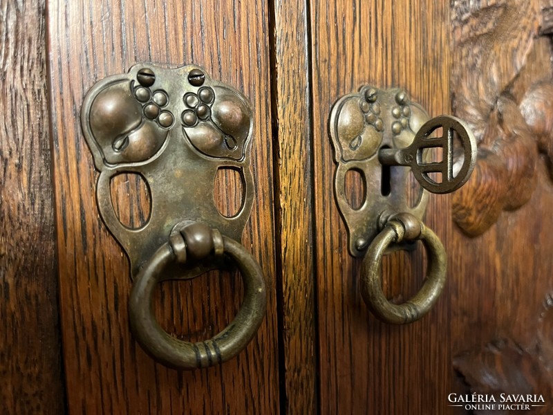 Art Nouveau sideboards - august ungethüm (Vienna)