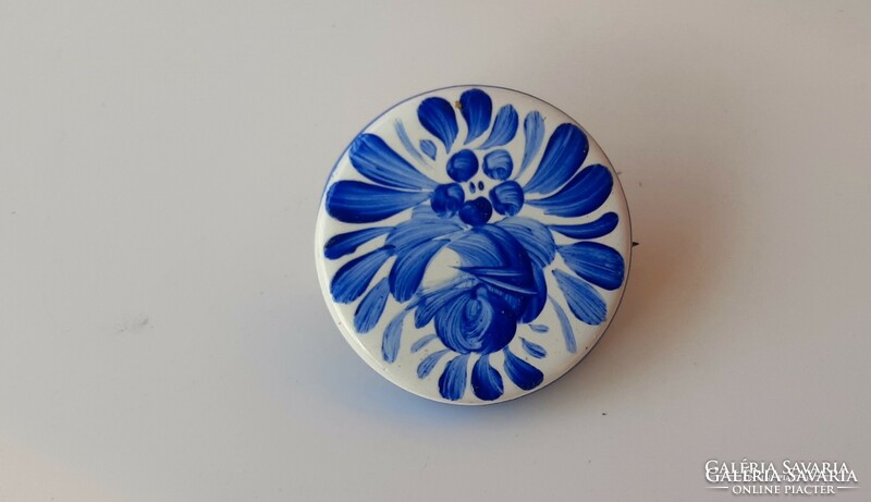 Vintage blue painted ceramic brooch