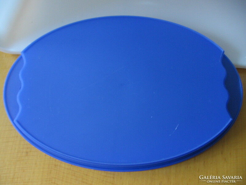 Kék Tupperware új hullám tálca