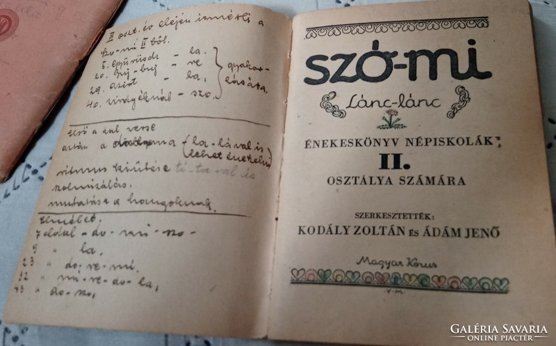 Énekeskönyvek II-III. osztály számára 1943-ból