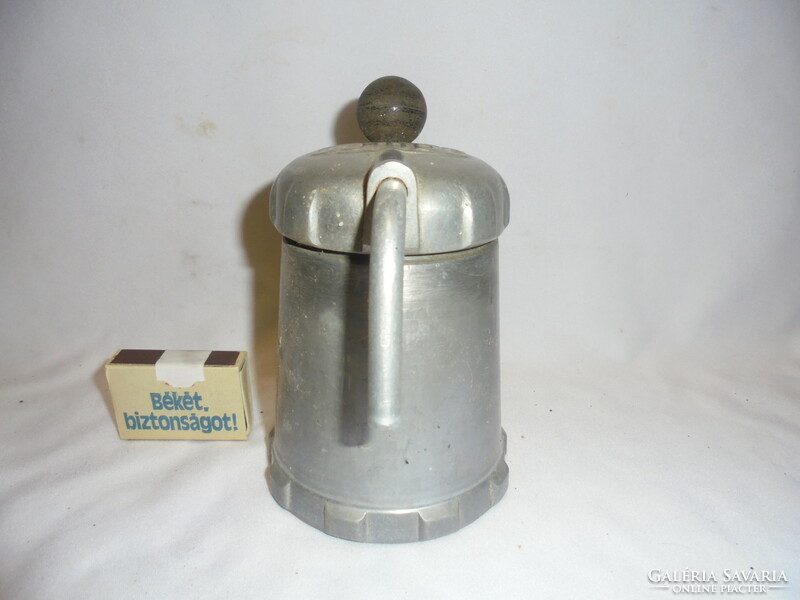 Old Hungarian mushroom coffee maker, squeaking