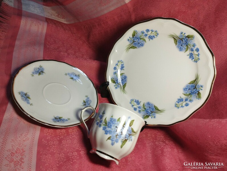 Beautiful 3-piece porcelain breakfast dish, blue daisy