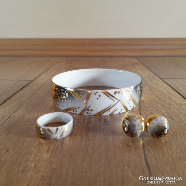 Modern Hólloháza porcelain jewelry