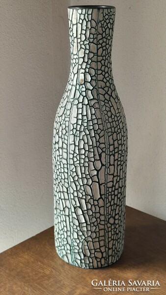 Retro cracked glaze 30 cm high vase with a special surface and flawless feel.