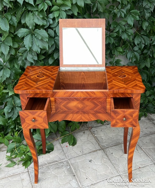 Antique inlaid dressing / dressing table / make-up table with internal mirror