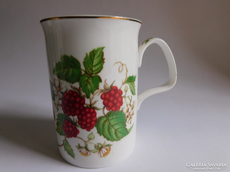 Roy Kirkham mug with English raspberry decor