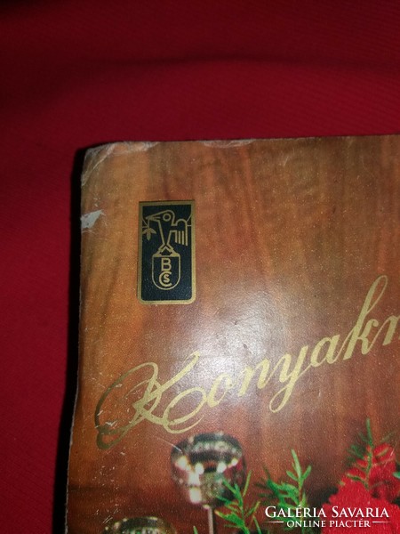 Almost antique Budapest chocolate factory cognac cherry bonbons 21 dkg rare package box according to pictures