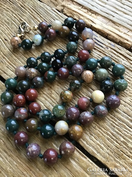 Jasper mineral string of beads, necklace