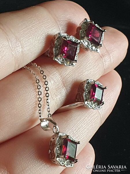 Beauty! Rhodolite garnet jewelry set, set in 925 silver