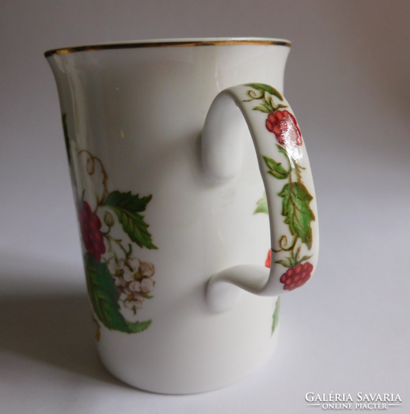 Roy Kirkham mug with English raspberry decor