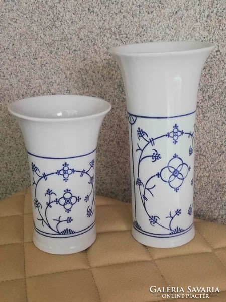 Jäger Eisenberg 1950 - 1960-as évekből porcelán vázák 2 db