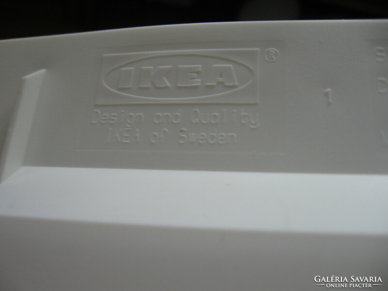 Old white IKEA tray by k&m hagberg