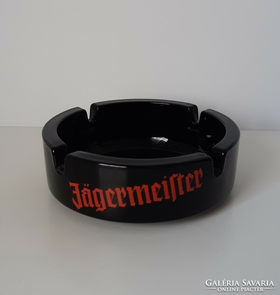 Jägermeister porcelán hamutartó, hamutál - fekete