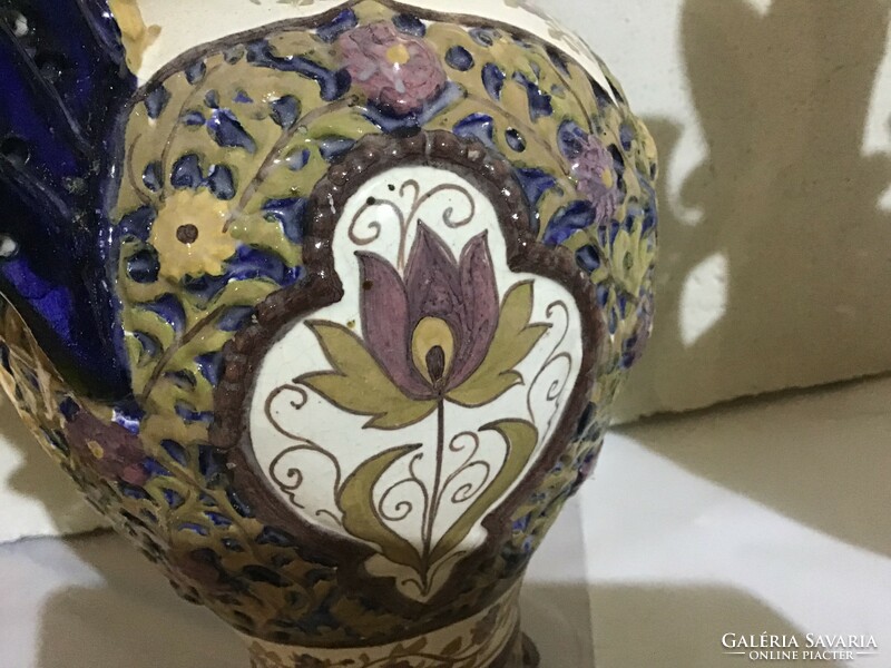 Do you have an old vase from a couple of townspeople?